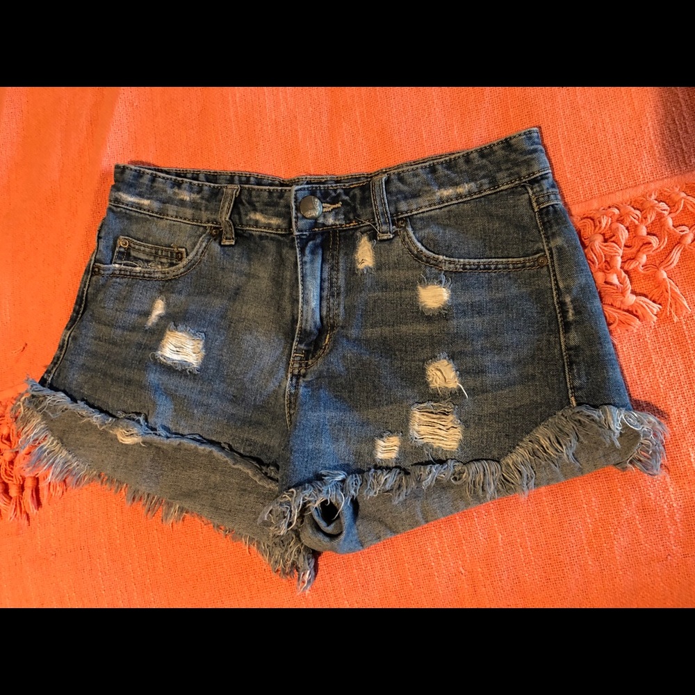 Free People cut off Jean shorts. Size 28